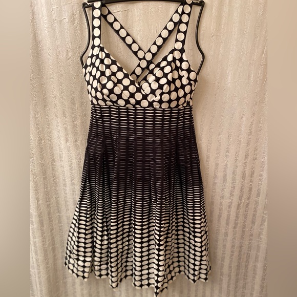 Black & White polka dot dress. - Picture 2 of 3
